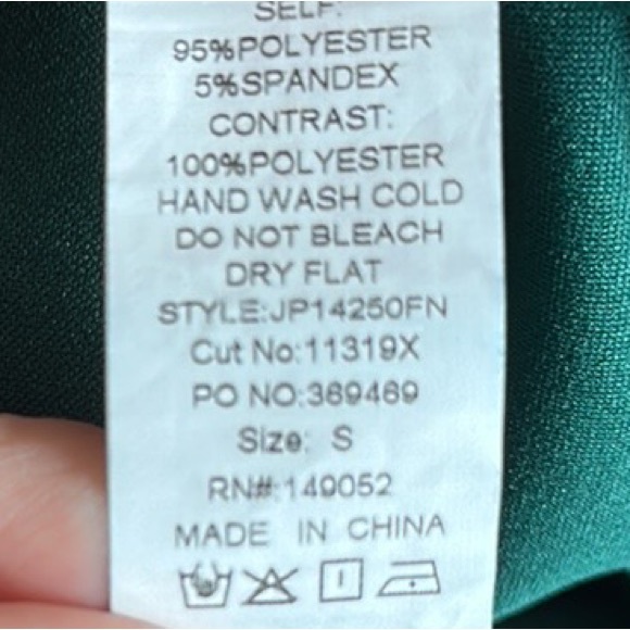 FashionNova size SMALL hunter green two sided story jumpsuit - Picture 6 of 8